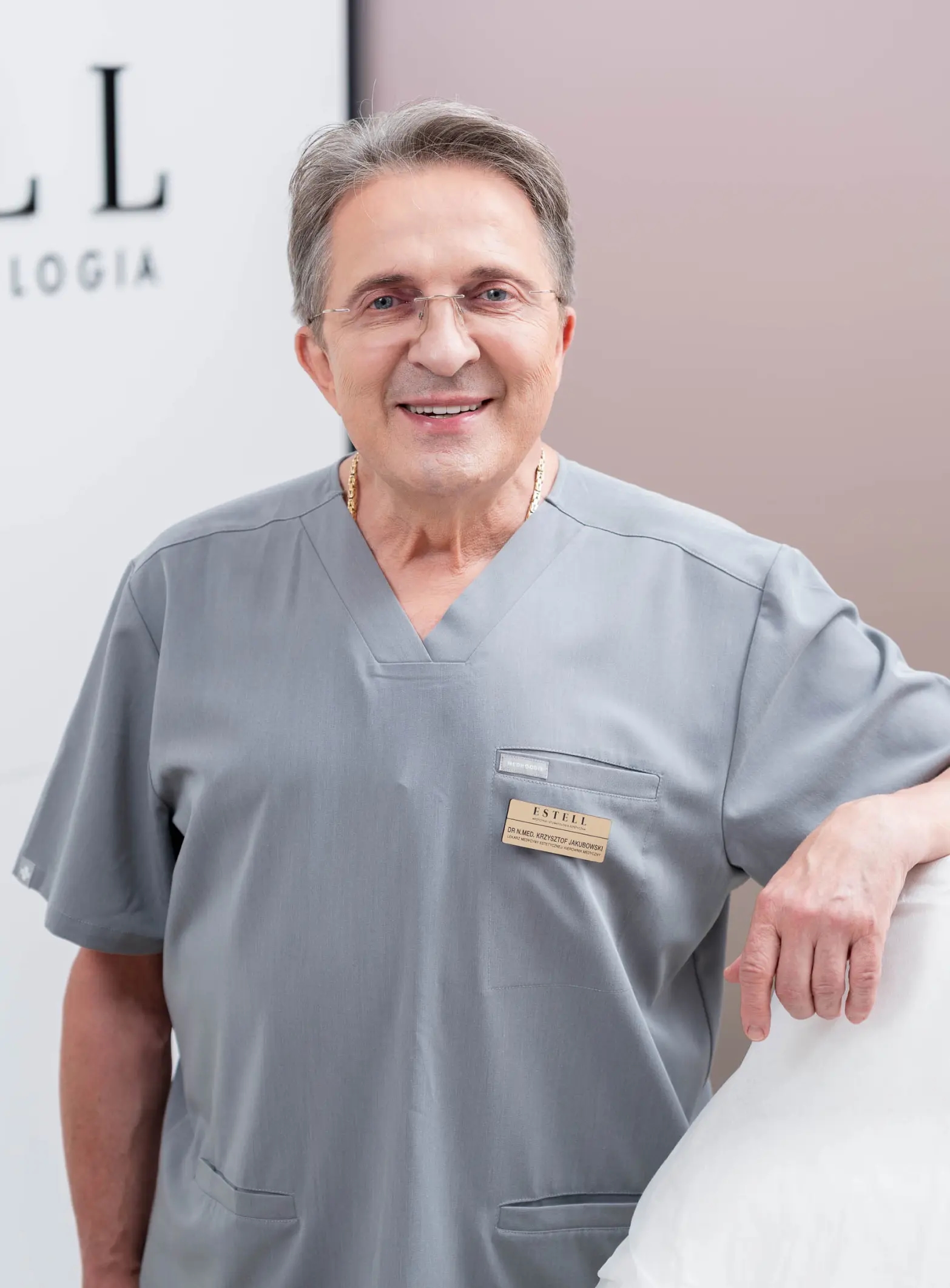 dr n. med. Krzysztof Lekarz medycyny estetycznej