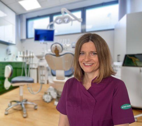 lekarz dentysta Justyna Demidowicz - Przegląd jamy ustnej - dorośli