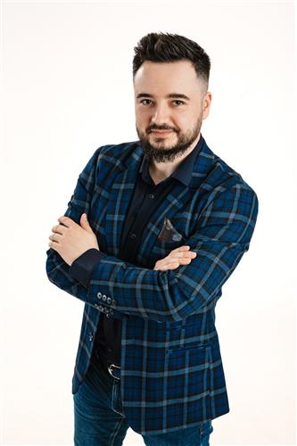 lekarz dentysta Łukasz Zawora - Ortodonta-konsultacja dla dorosłych