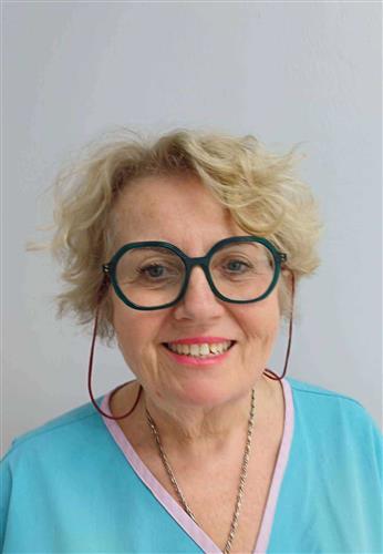 lekarz dentysta Gabriela Rak-Kundzicz - Chirurg stomatologiczny-konsultacja