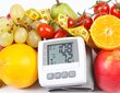 Dieta Dr Dąbrowskiej. Jakie są zasady oraz wady i zalety stosowania diety owocowo-warzywnej?