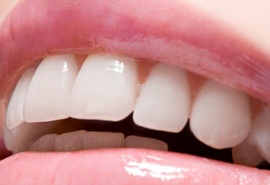 Ile zębów ma człowiek? Prawidłowe uzębienie i rodzaje zębów u dorosłego człowieka i dziecka